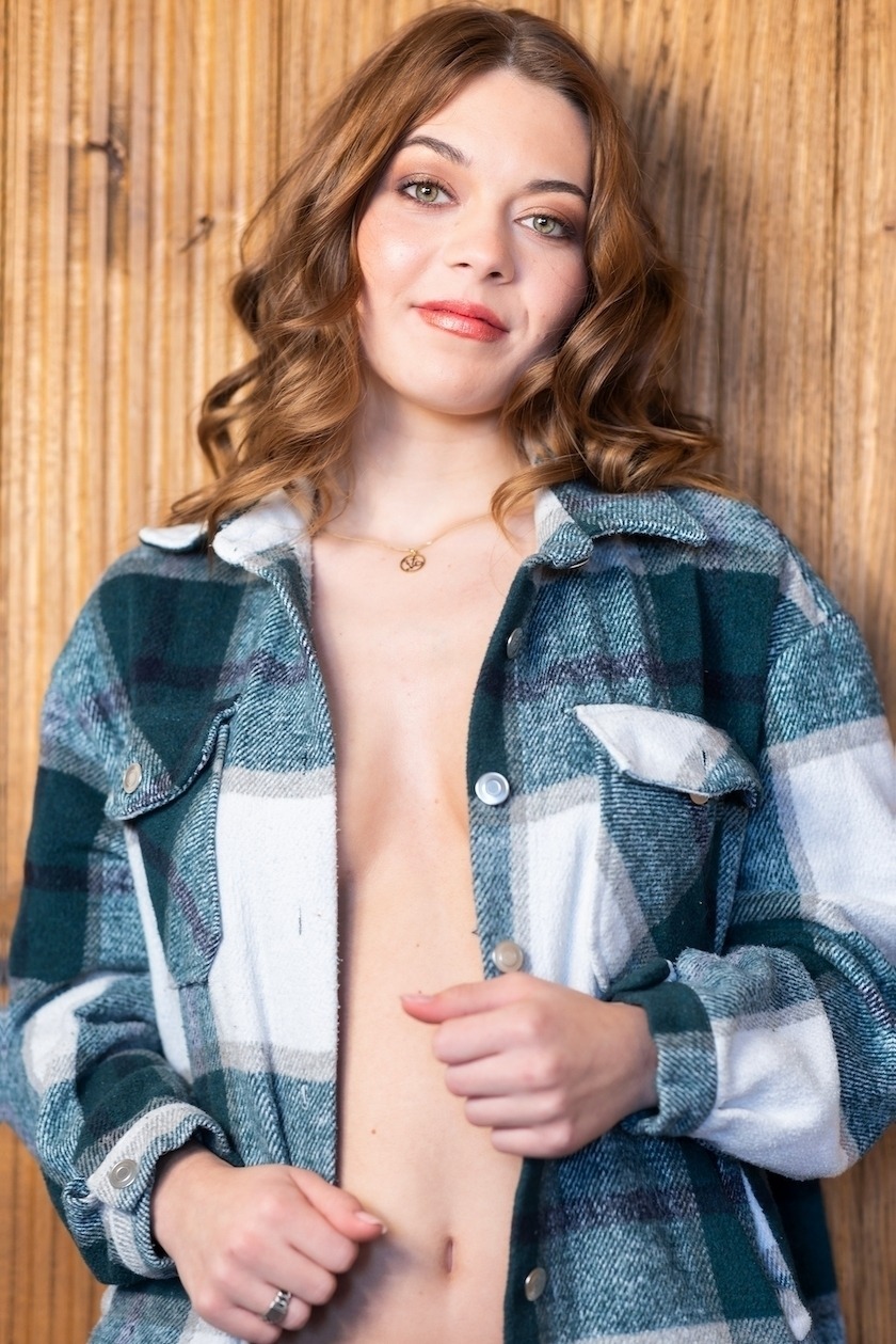 Fotovoorbeeld van een boudoir fotoshoot in een boutique hotel in Leiden